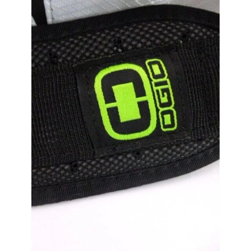 OGIO Endurance 1.0 White Silver Sport Gym Water Resistant Duffle Bag